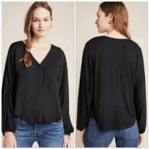 Anthropologie Dolan Black Longsleeve V-neck shirt size XS